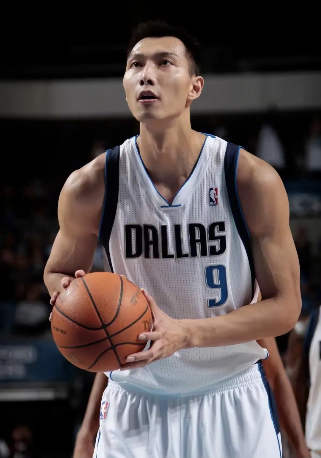 包含赛地聚焦——CBA常规赛赛前热度飙升；拉齐奥遗憾出局；信心回归；年轻球员得到机会的词条